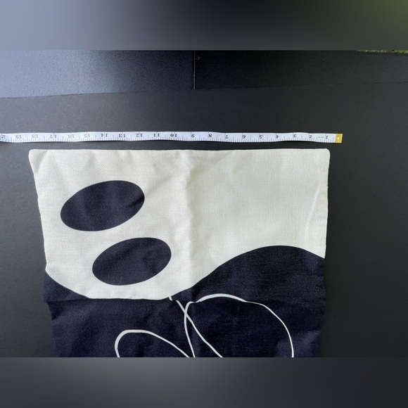 Boo Pillow Cases Halloween Decorations Pillow Covers Black White - Picture 6 of 6